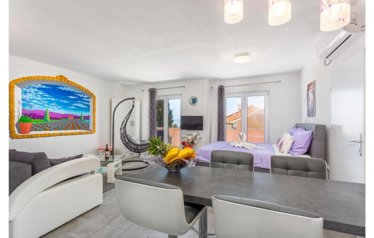 Beautiful Apartment In Stara Baska With Wifi المظهر الخارجي الصورة